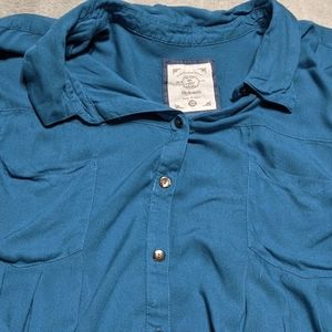 Long sleeved top by styling company sorry extra large color is teal
